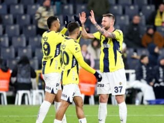 Φενέρμπαχτσε - Εγιούπσπορ