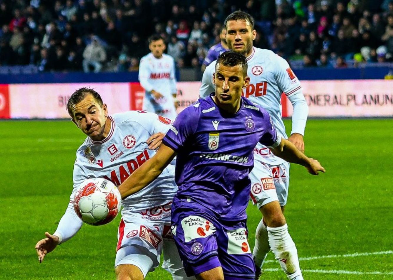 gkratser-aoystria-viennis-010325