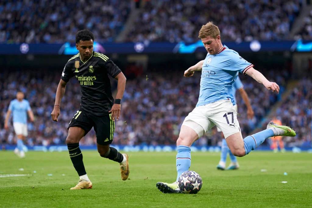 Προβάδισμα από το παρόν και το παρελθόν