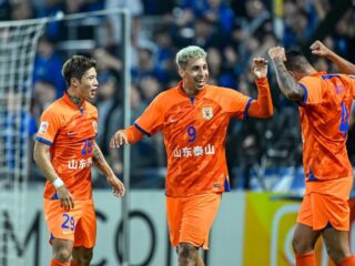 Σαντόνγκ Ταϊσάν - Dalian Young Boy