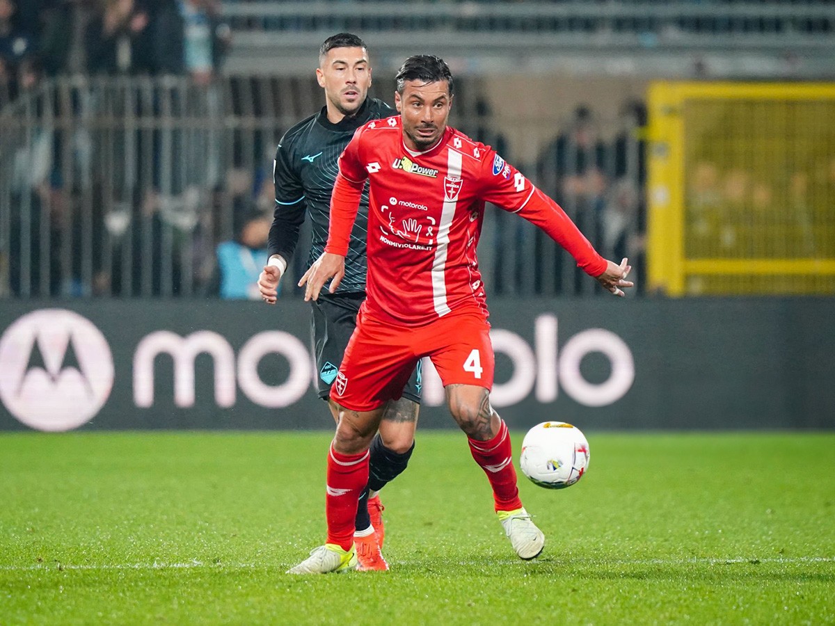 latsio-montsa-090225