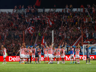 Ινστιτούτο - Βελέζ Σάρσφιλντ