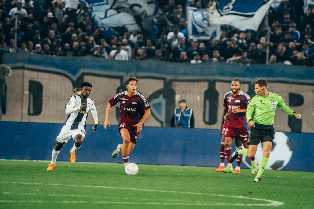 zyrixi-servet-090325