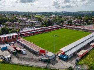 Άκρινγκτον - Νιούπορτ Κάουντι