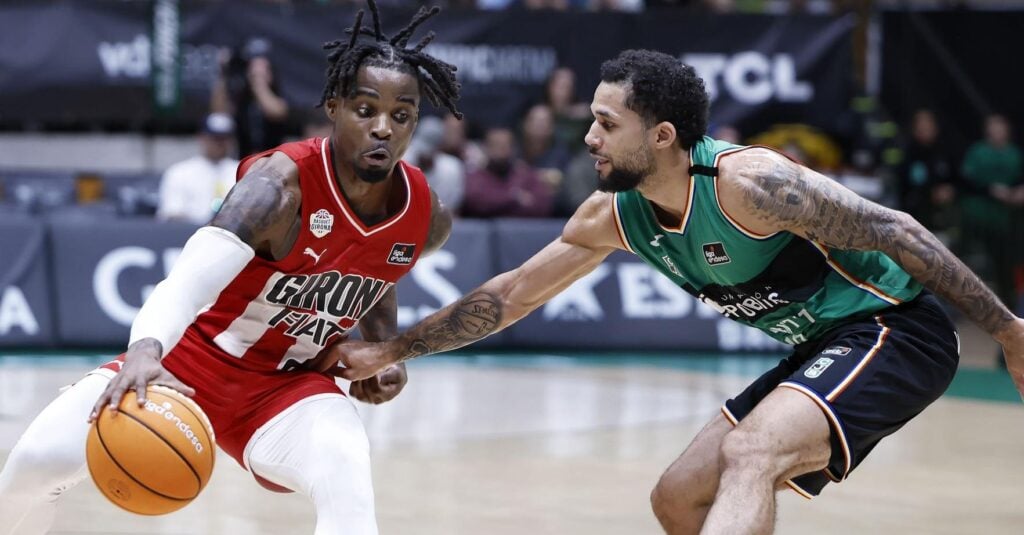 Στην έδρα της είναι σκληρό καρύδι