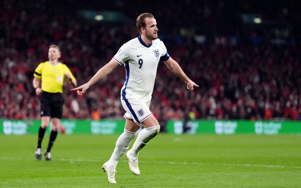 Ο Χάρι Κέιν πάει προς τα 80