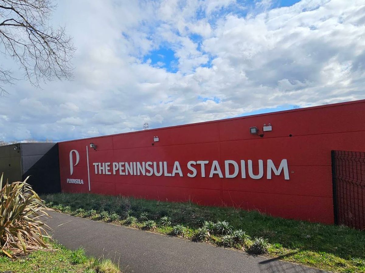 salfornt-siti-tsesterfilnt-110325