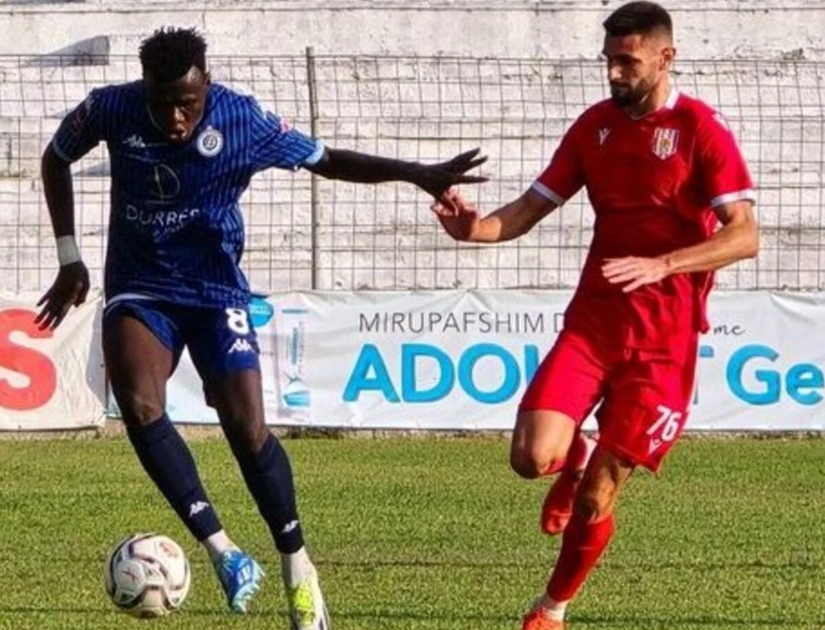 ntinamo-tiranon-mpylis-100325