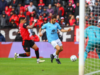 Νιούελς Ολντ Μπόις - Μπελγράνο