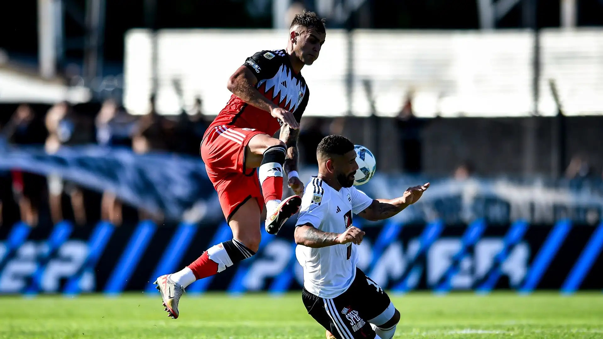 nteportivo-riestra-river-pleit-150325