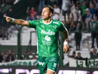 Χιμνάσια Λα Πλάτα - Σαρμιέντο