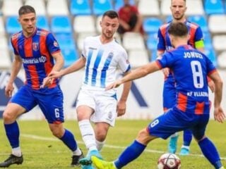 ΚΦ Τίρανα - Βλάζνια