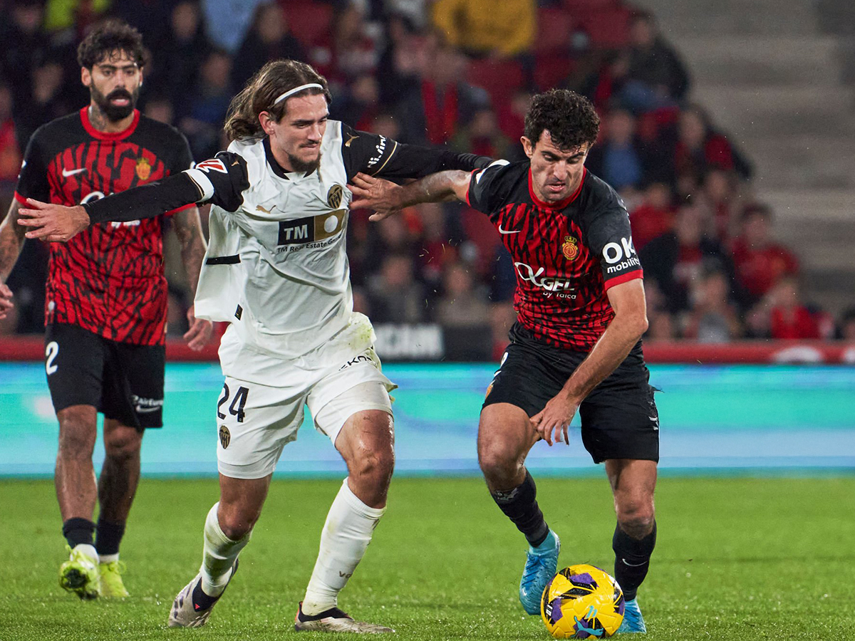 valenthia-magiorka-300325