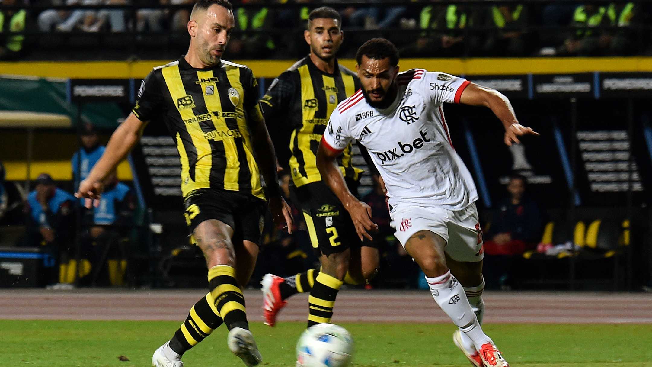 flamengko-sentral-kordova-100425