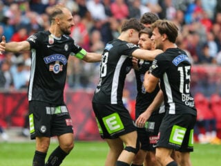 Μπλάου-Βάις Λιντς - Στουρμ Γκρατς