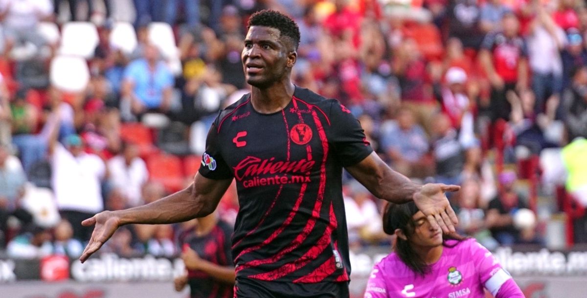 tixoyana-keretaro-120725