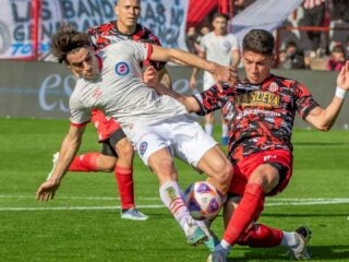 Αρχεντίνος Τζούνιορς - Μπαράκας Σεντράλ