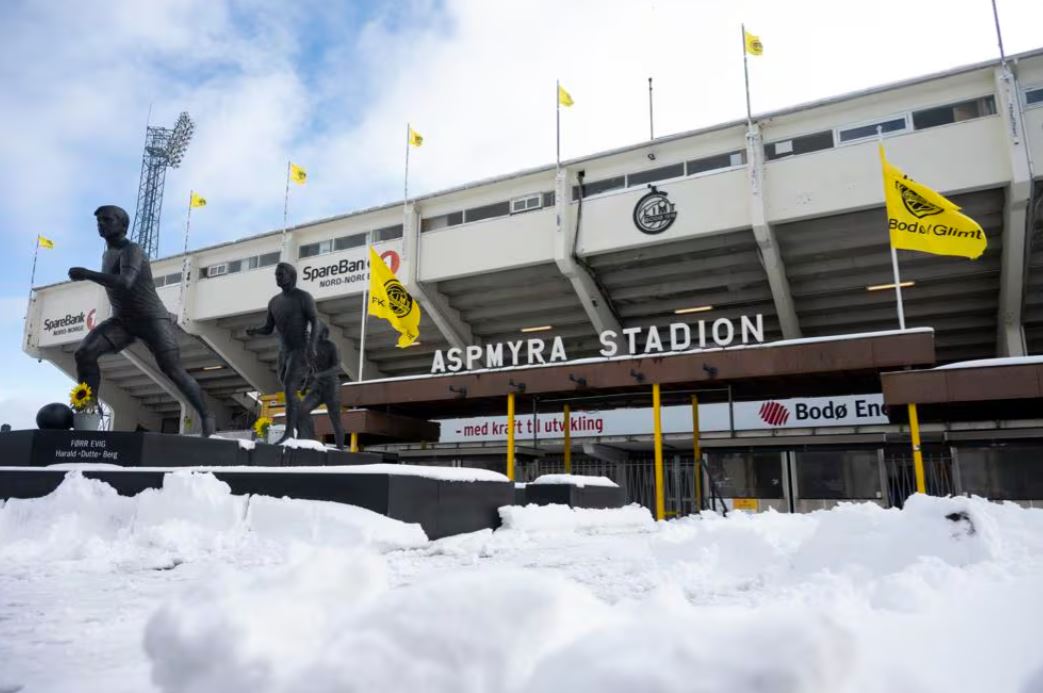 mponto-gklimt-latsio-100425