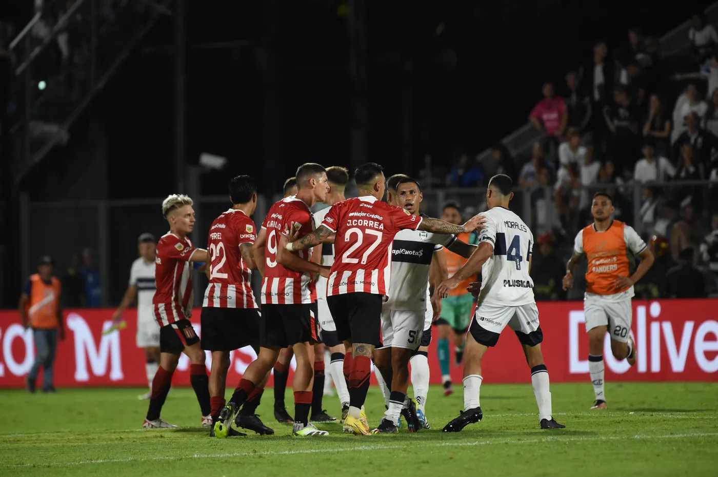 ximnasia-la-plata-estoydiantes-130425