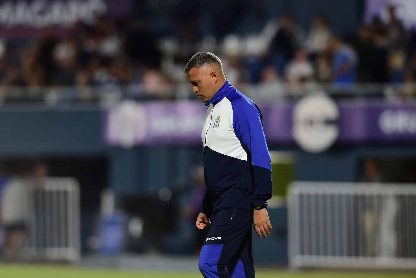 velez-sarsfilnt-ximnasia-la-plata-290425