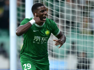 Γκουοάν Μπεϊτζίνγκ - Ζεϊτζιάνγκ Προφέσιοναλ