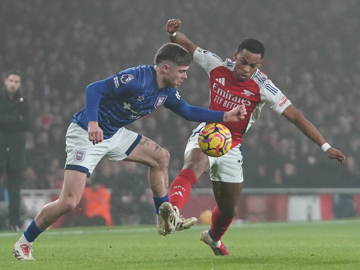 ipsoyits-arsenal-200425