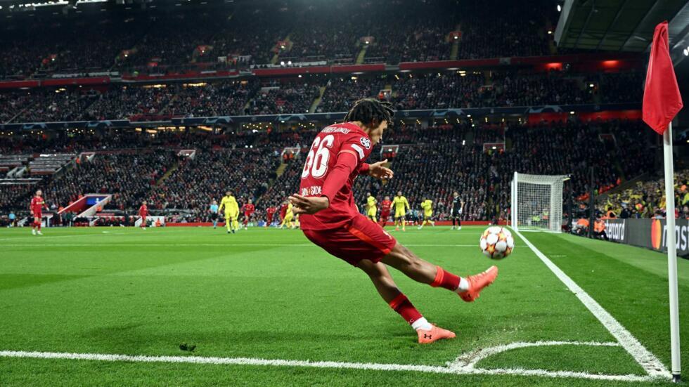 Ασταμάτητα κόρνερ για Τσέλσι και Λίβερπουλ.