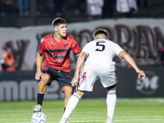 Ντεπορτίβο Ριέστρα - Πλατένσε