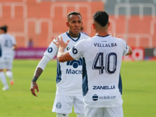 Μπάνφιλντ - Ιντεπεντιέντε Ριβαδάβια