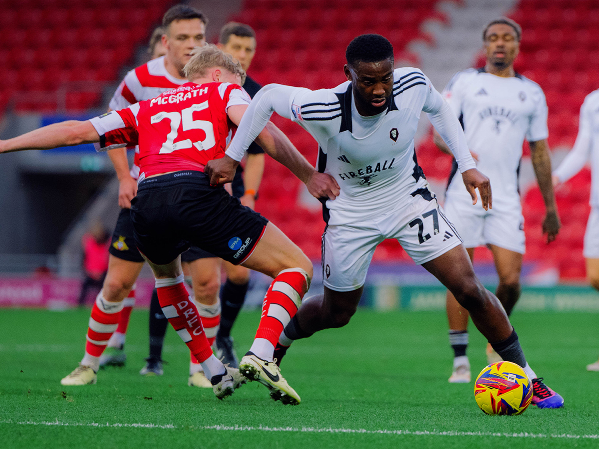 salfornt-siti-ntonkaster-150425