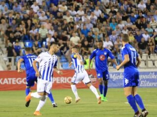 ΚΦ Τίρανα - Τέουτα