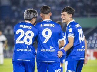 Βελέζ Σάρσφιλντ - Σαρμιέντο