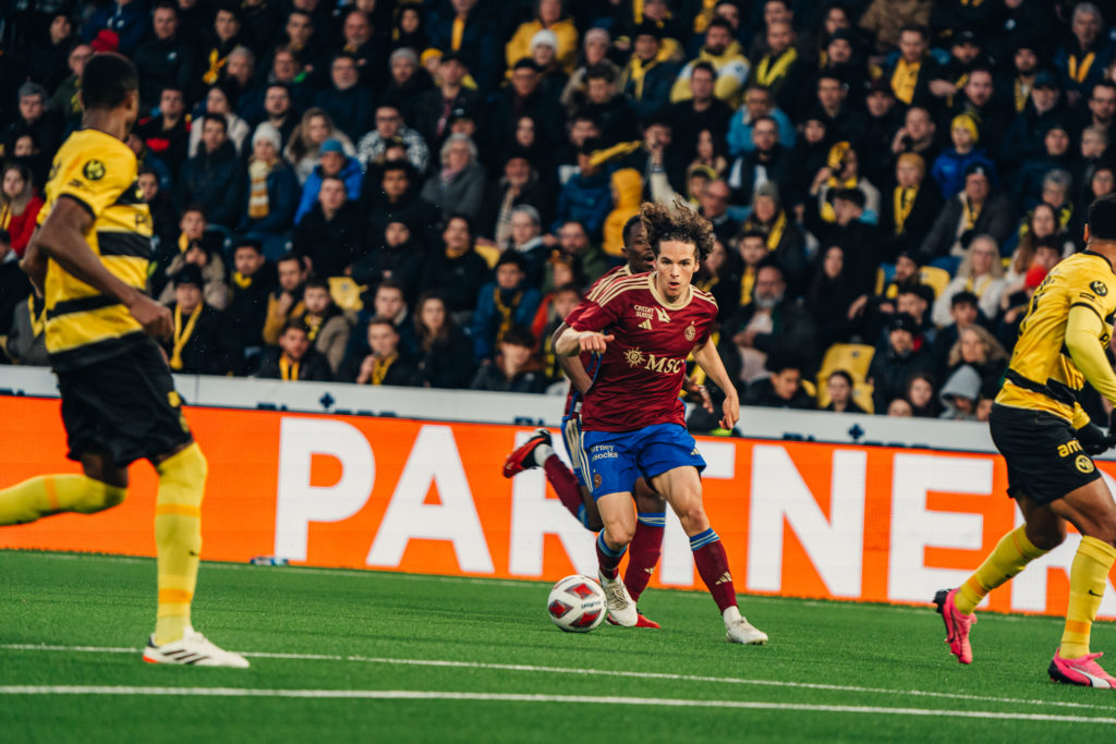 servet-gioyngk-mpois-110525