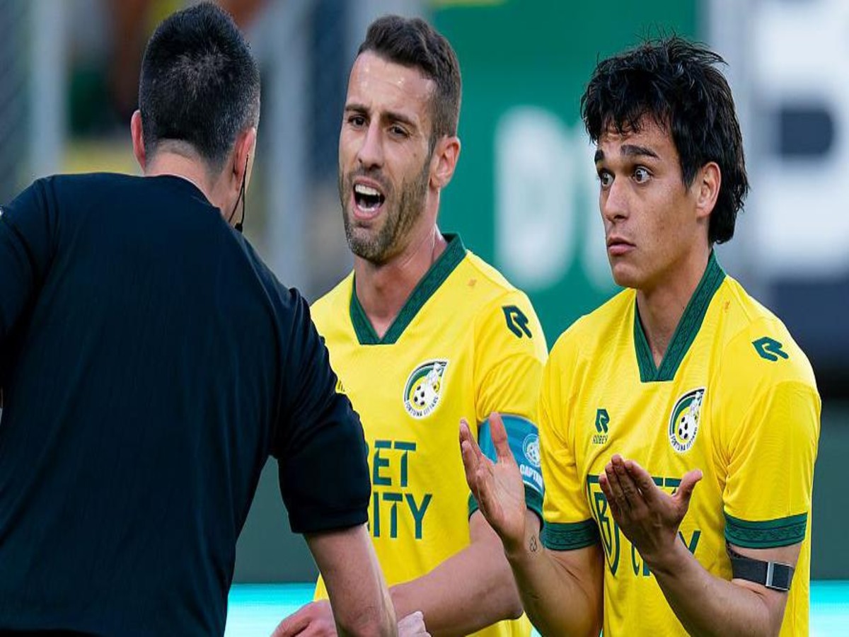 almire-siti-fortoyna-sitarnt-140525