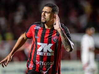 Βιτόρια Μπαΐα - Ντεφένσα Χουστίσια