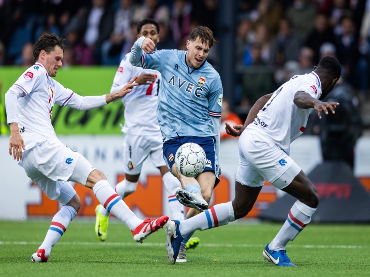 vilem-telstar-010625