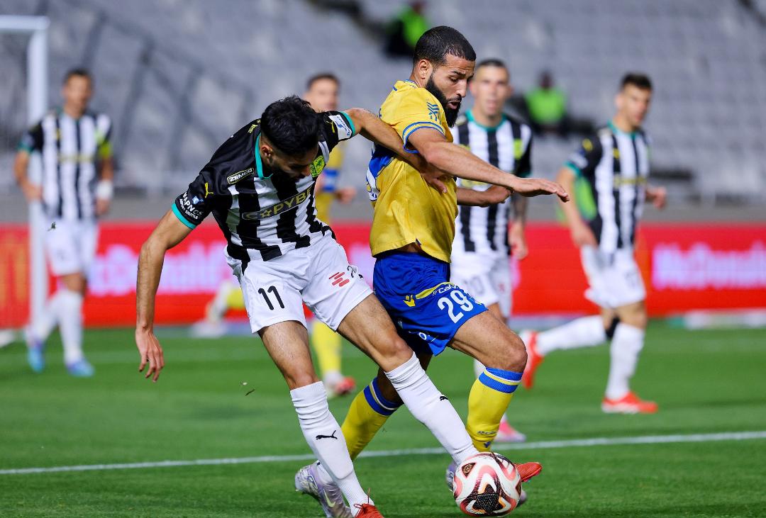 aek-larnakas-apoel-040525