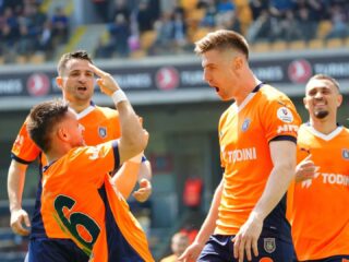 Μπασάκσεχιρ - Φενέρμπαχτσε