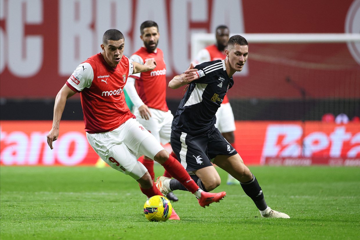 kaza-pia-mpragka-100525