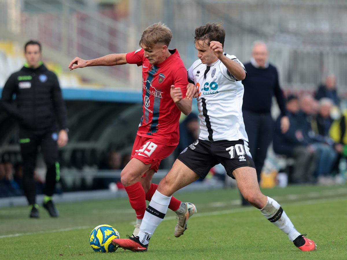 kozentsa-tsezena-090525