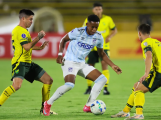 Ντεφένσα Χουστίσια - Ουν. Κατόλικα