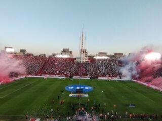 Ουρακάν - Μπαράκας Σεντράλ