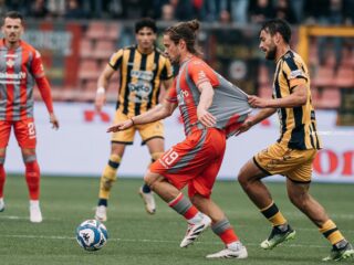 Γιούβε Στάμπια - Κρεμονέζε