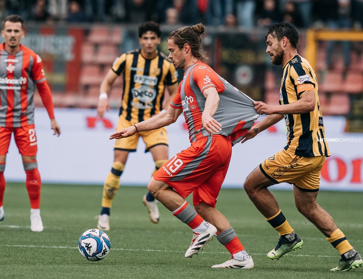 gioyve-stampia-kremoneze-210525