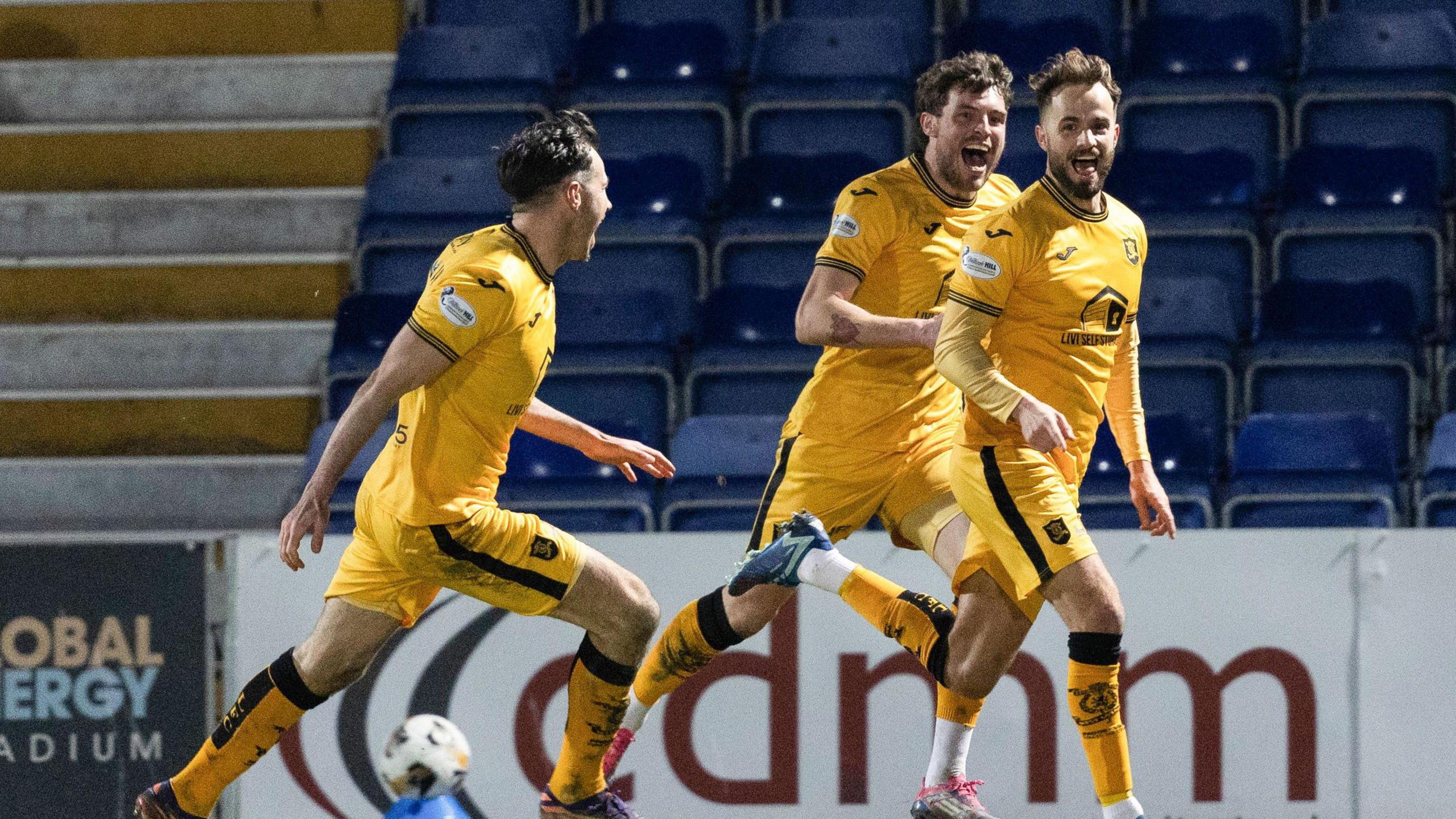 livingkston-ros-kaoynti-220525