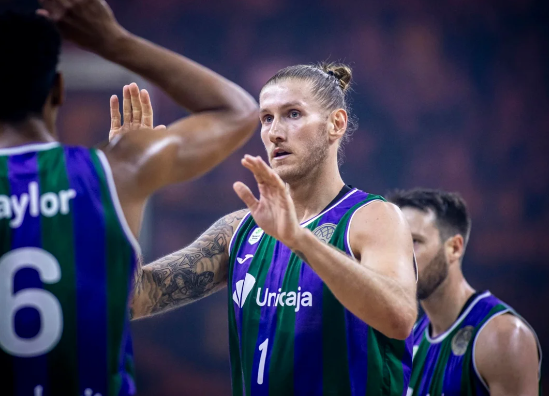 Προβάδισμα με Οσετκόφσκι η Μάλαγα