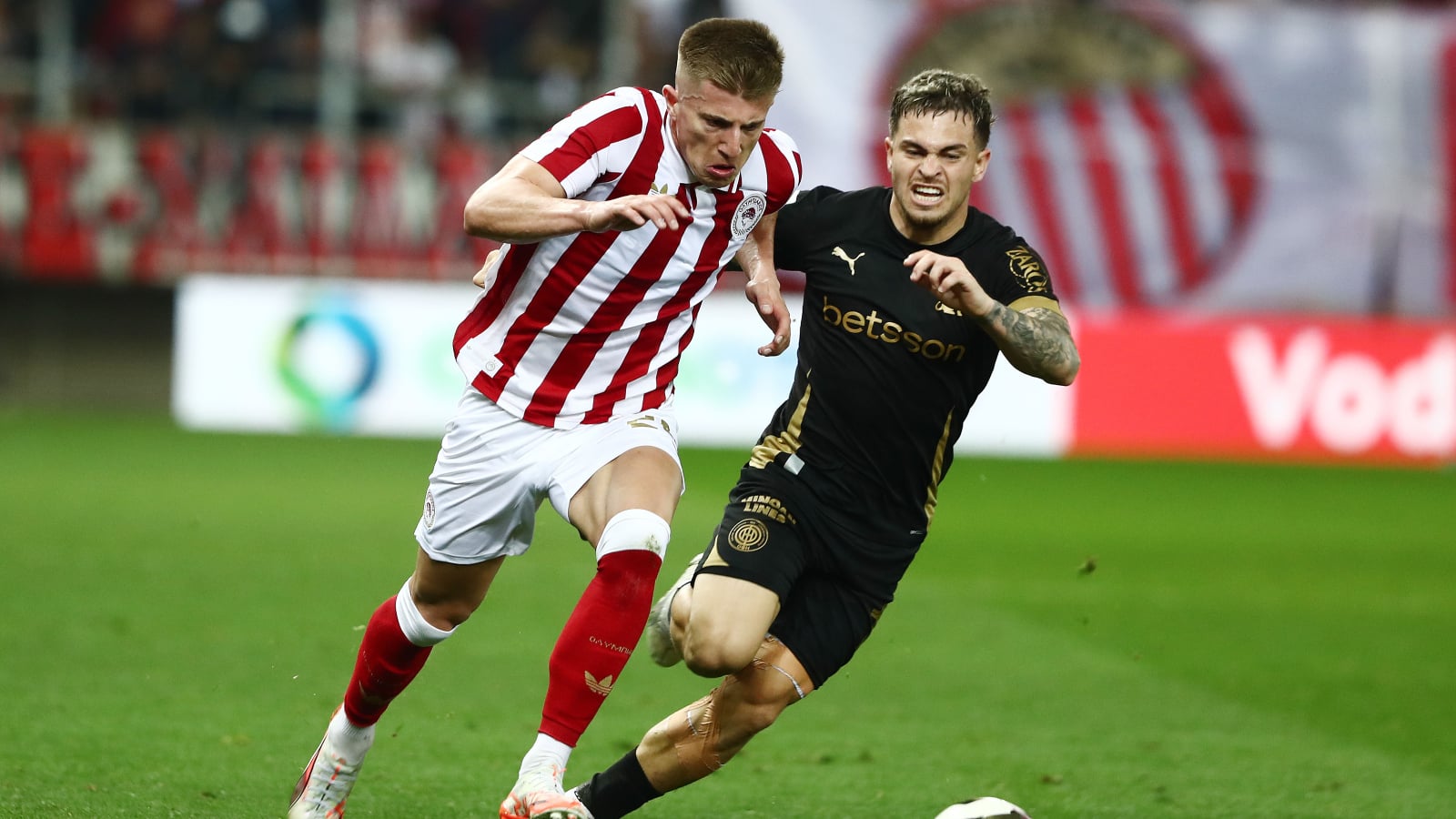 Φάουλ στο ΟΦΗ - Ολυμπιακός