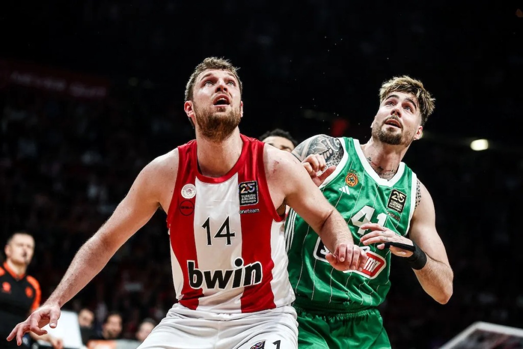 Απίστευτες ενισχυμένες αποδόσεις στον πρώτο τελικό από την Bet365!