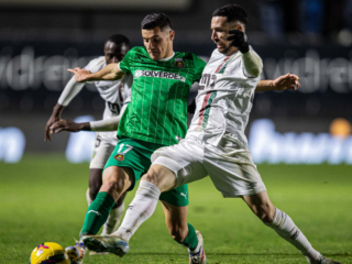 Ρίο Άβε - Εστρέλα Αμαδόρα