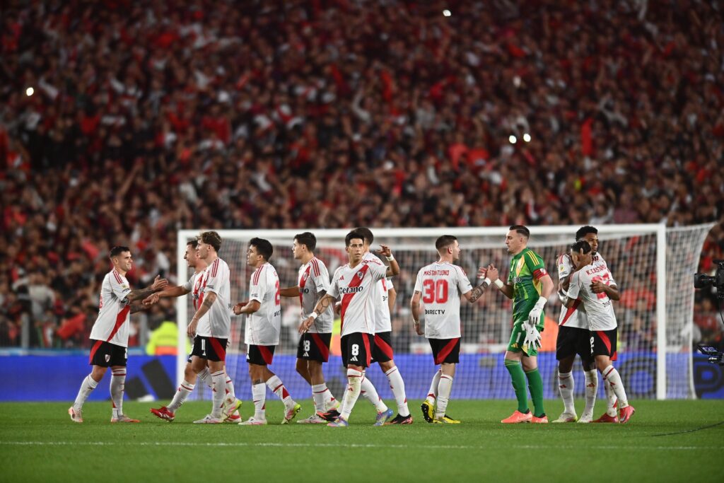 Λιμπερταδόρες προγνωστικά